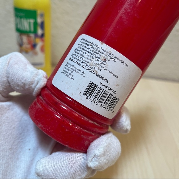 Finger Paint Pump Bottles red & yellow NWT - Picture 4 of 5